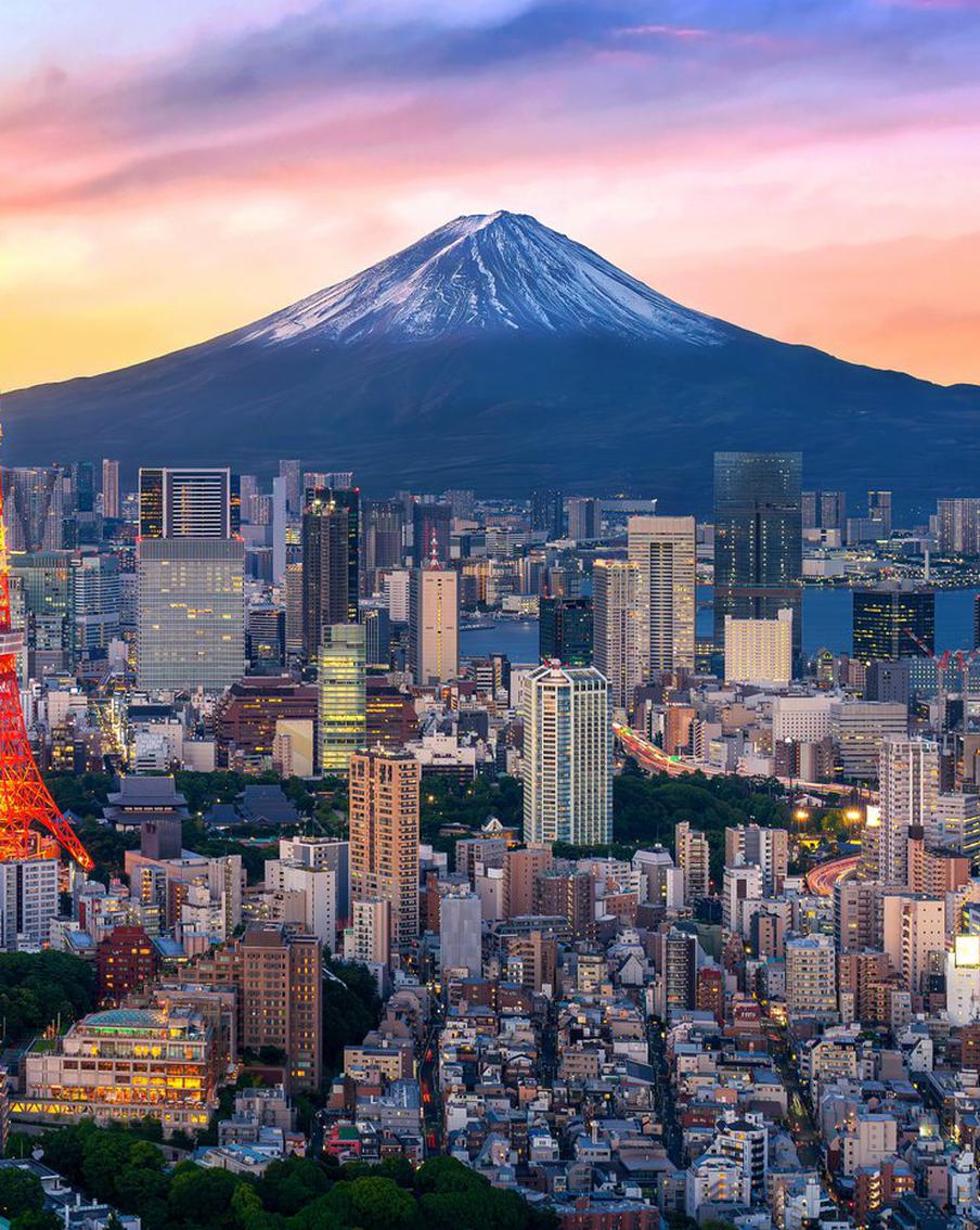 Новый премьер Японии хочет заключить мирный договор с Россией