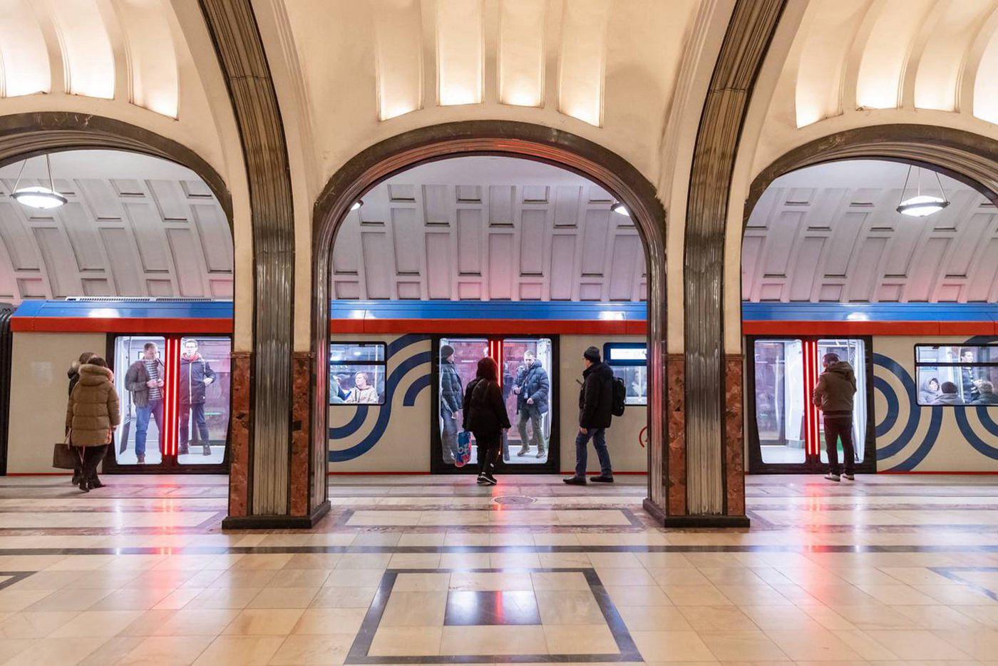 На Замоскворецкой линии начал курсировать 40-й состав "Москва-2024"