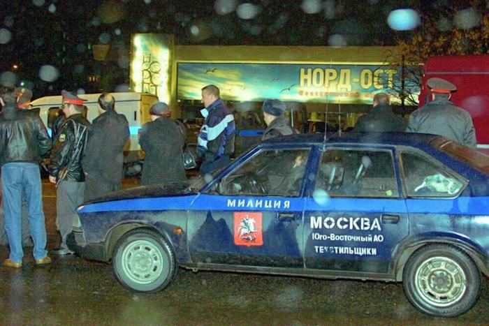 "Взрыв мог уничтожить всё здание": как чеченские боевики устроили теракт на Дубровке