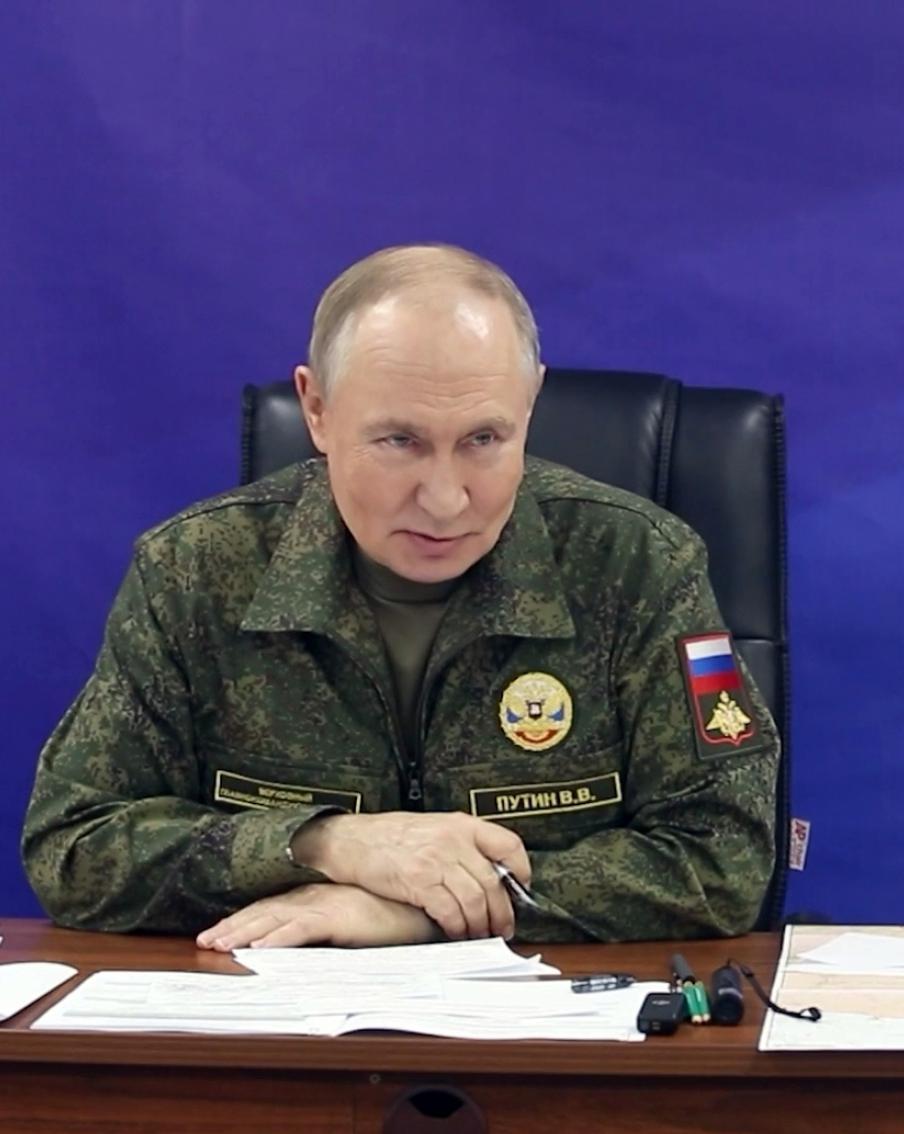 Владимир Путин заявил, что ВС РФ должны продолжать СВО в соответствии с планами