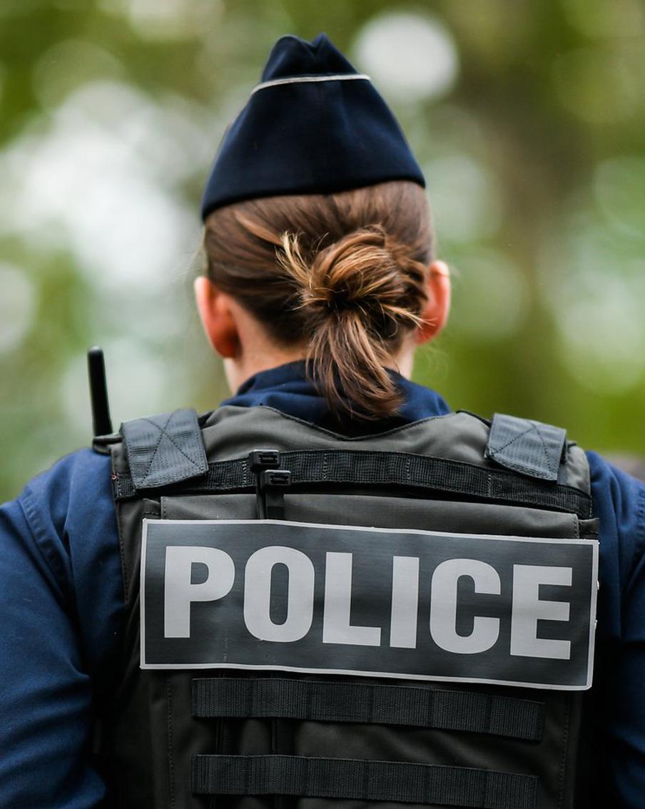 Le Figaro: двух подозреваемых по делу об ограблении Лувра задержали