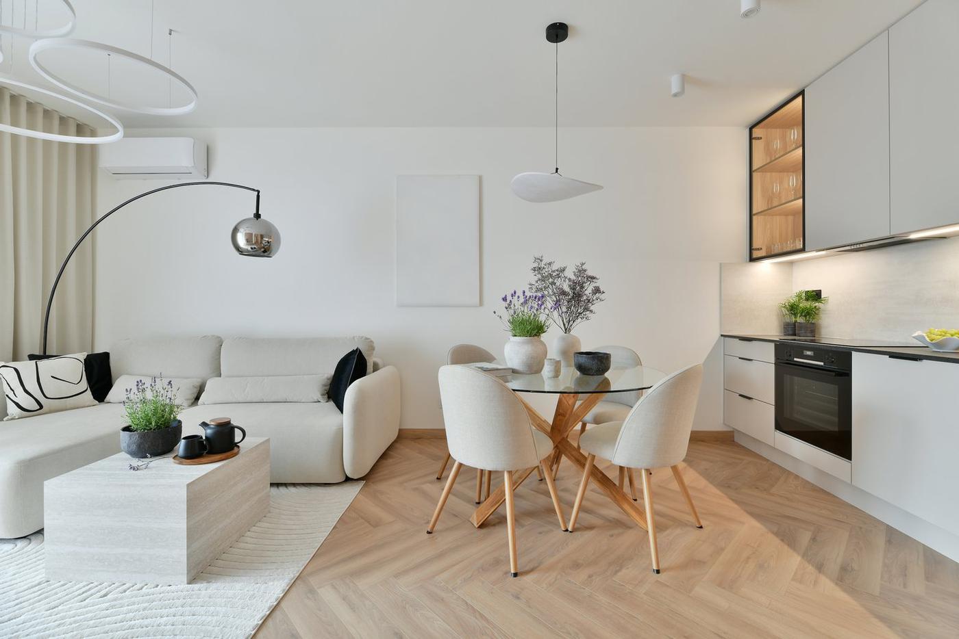 Интерьер для аренды: простые решения, которые повышают ценность квартиры