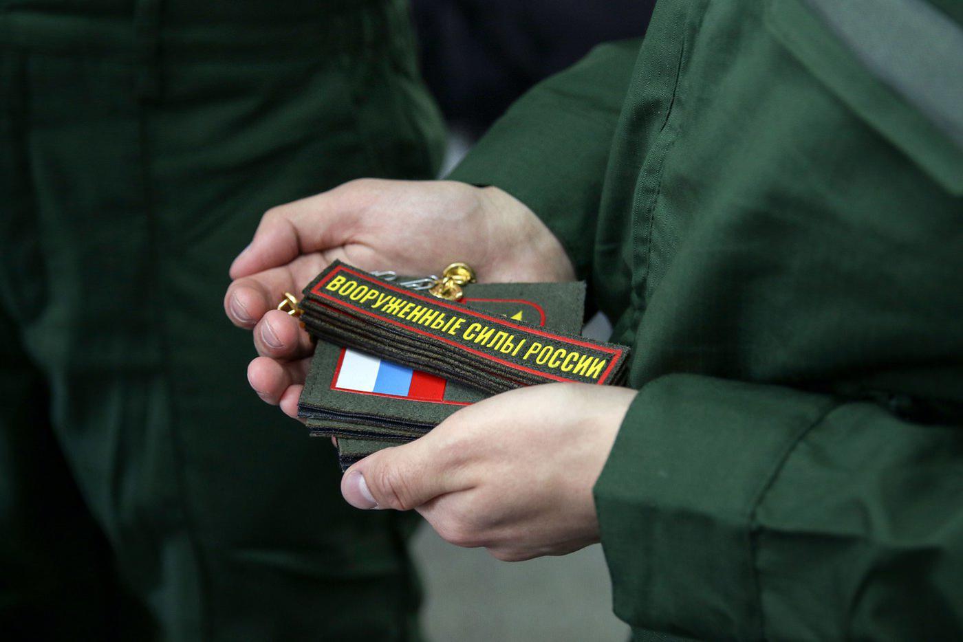 Госдума приняла закон о призыве на военную службу в течение года