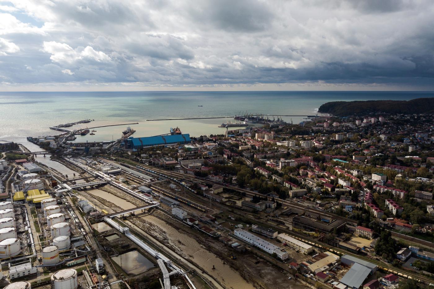 Атлантические циклоны продлят осадки в Центральной России