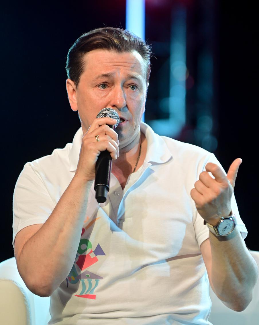 Безруков: В "Москино" построены абсолютно голливудские декорации Арканара