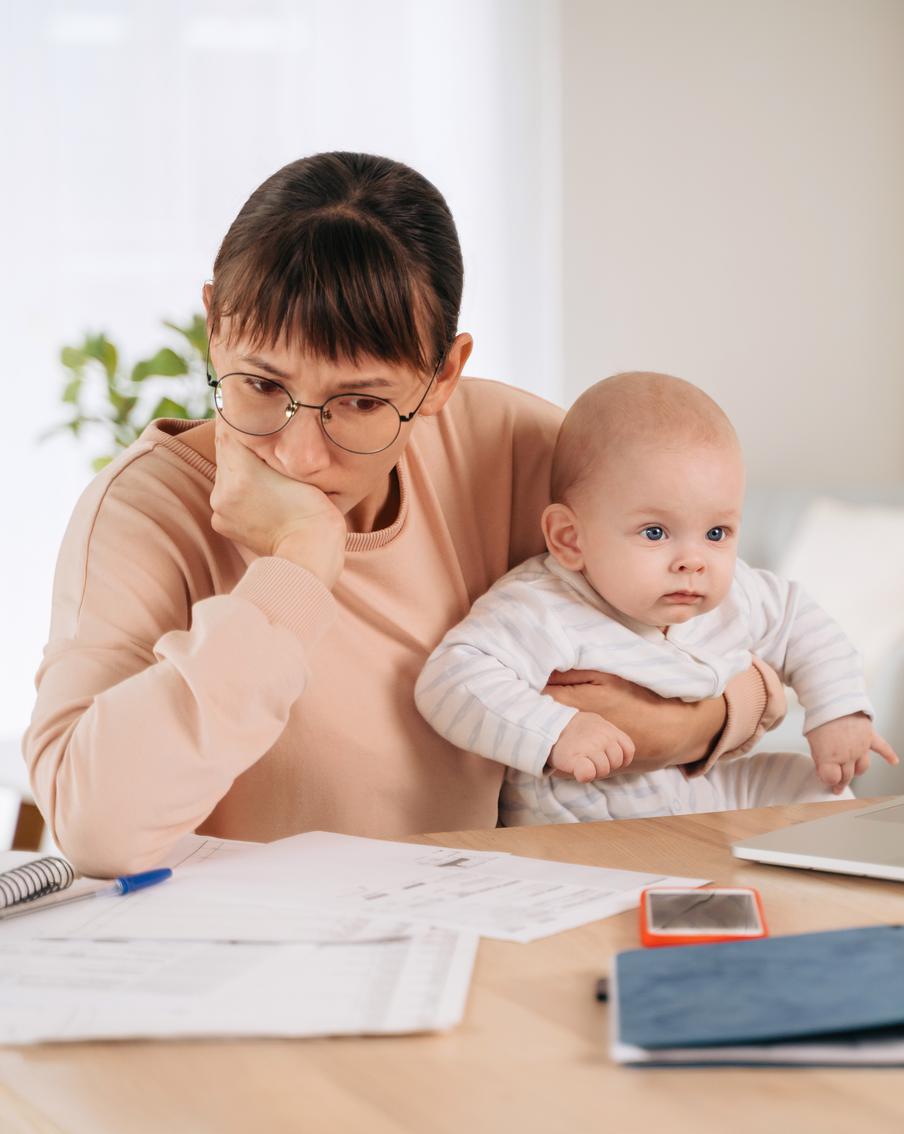 В Госдуме РФ собрались помочь работающим родителям — но есть нюансы