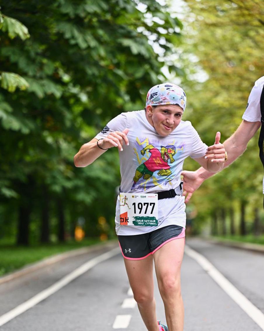 Держали как хрустальную вазу, а она стала силачкой