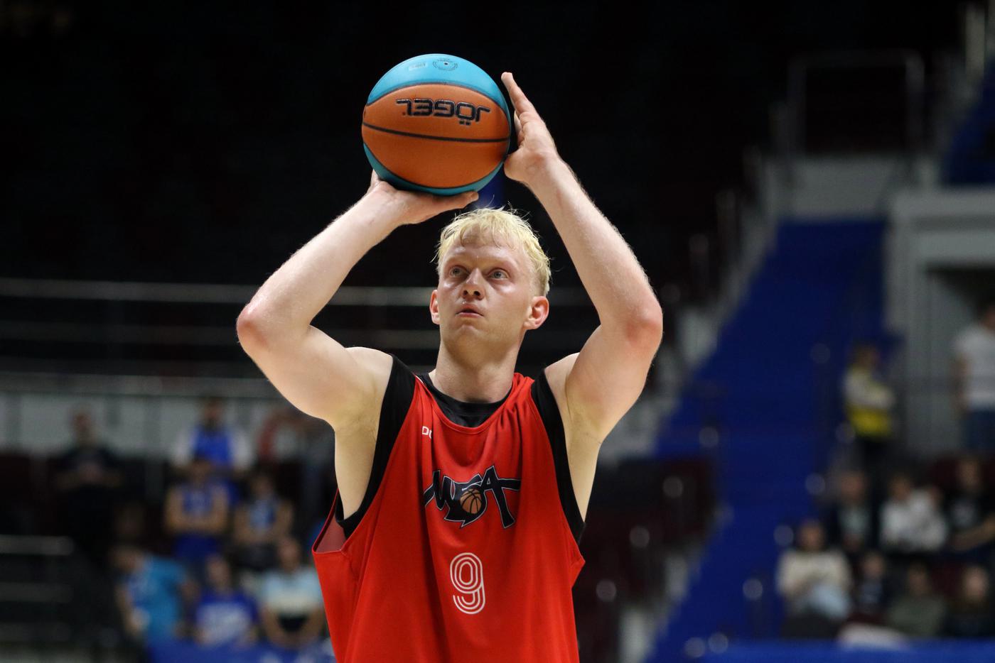 Америка называет хакером российского баскетболиста: что ждёт Даниила Касаткина