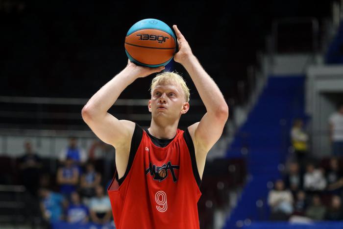 Америка называет хакером российского баскетболиста: что ждёт Даниила Касаткина