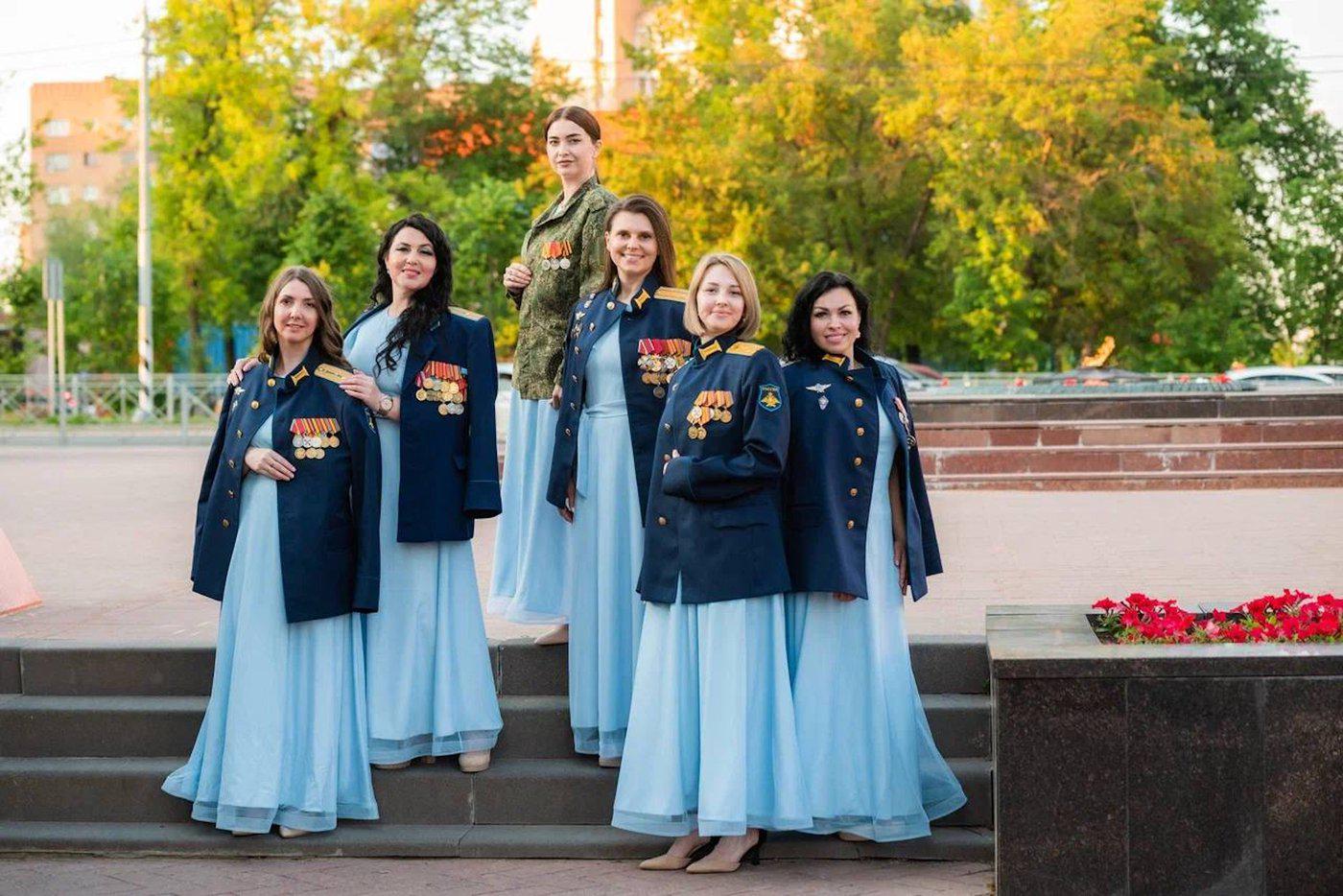 Участницы хора "Жёны героев" много репетируют и мечтают спеть для бойцов, которые вернутся домой.