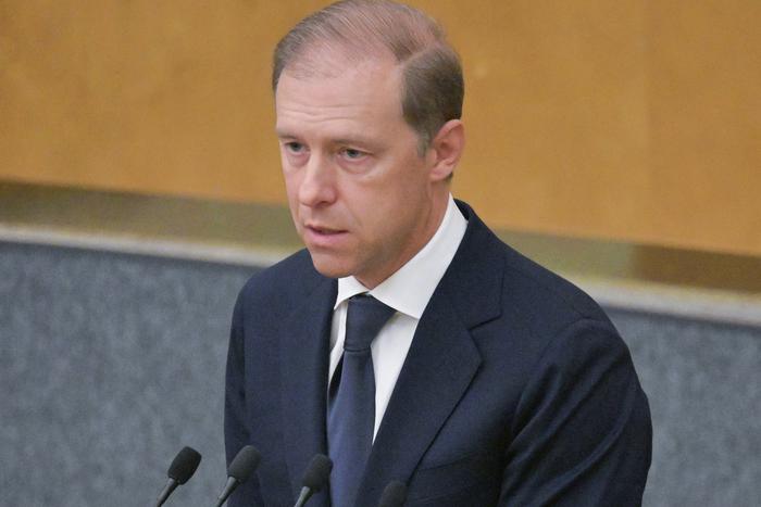 Мантуров: утильсбор не закрывает рынок от конкуренции