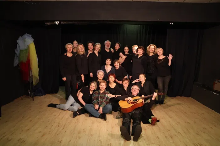 Актёры плейбек-театра могут без подготовки показать истории из вашей жизни