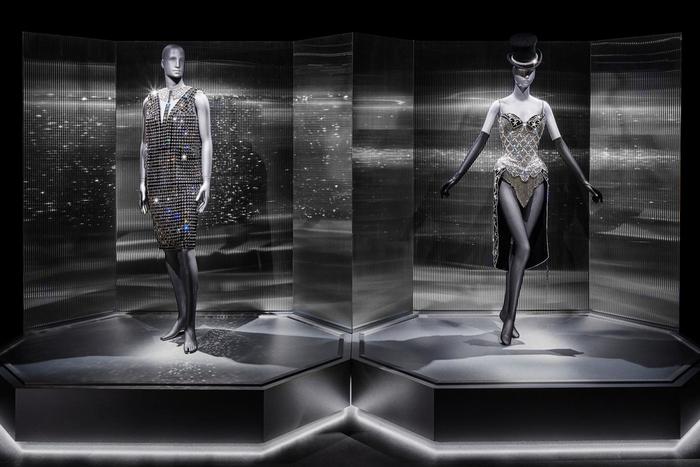 Swarovski отмечает 130-летие масштабной выставкой в Лос-Анджелесе: что происходило в мире моды и красоты на этой неделе