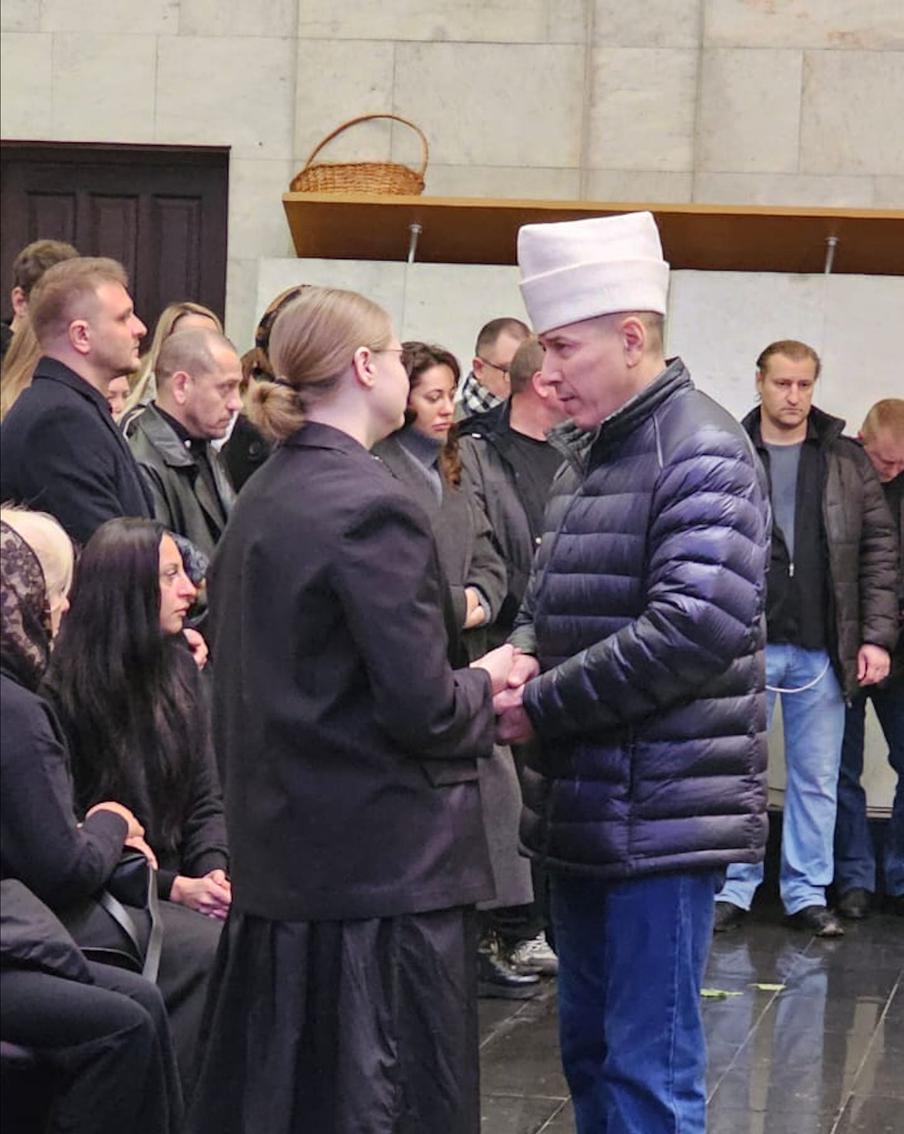 Супруга Романа Юлия принимает соболезнования