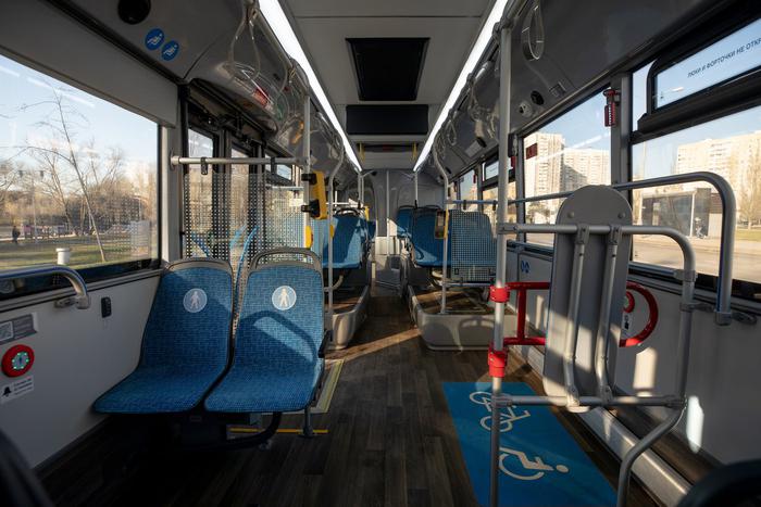 Весь наземный городской транспорт закончил подготовку к зиме