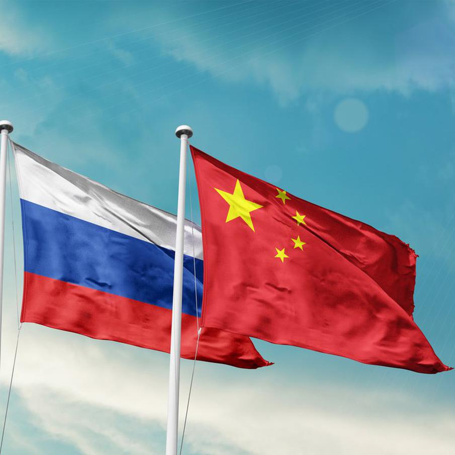 Мишустин заявил, что отношения РФ и КНР находятся на самом высоком уровне. Отношения между Россией и Китаем достигли беспрецедентного уровня и продолжают стремительно развиваться. 3 ноября премьер-министр Российской Федерации Михаил Мишустин на встрече с премьером Государственного совета КНР Ли Цяном отметил, что двусторонние связи находятся на пике своего развития за всю историю многовекового сотрудничества