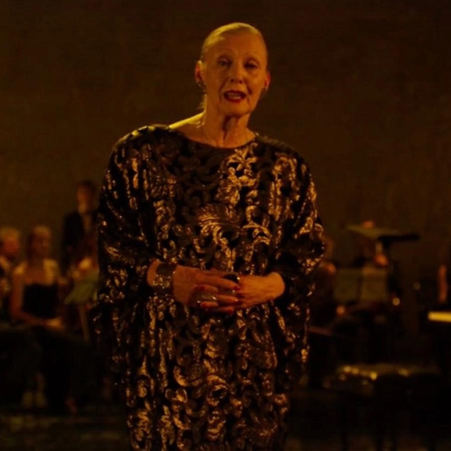 Умерла актриса и кастинг-директор Инна Штеренгарц. Стало известно о кончине актрисы, сценариста и кастинг-директора Инны Штеренгарц. Она умерла 2 ноября, в свой день рождения, сообщает пртал "Кино-театр.ру". Инна Штеренгарц окончила Ленинградский государственный институт театра, музыки и кинематографии. Её профессиональный путь начался с должности заведующей литературной частью в театре