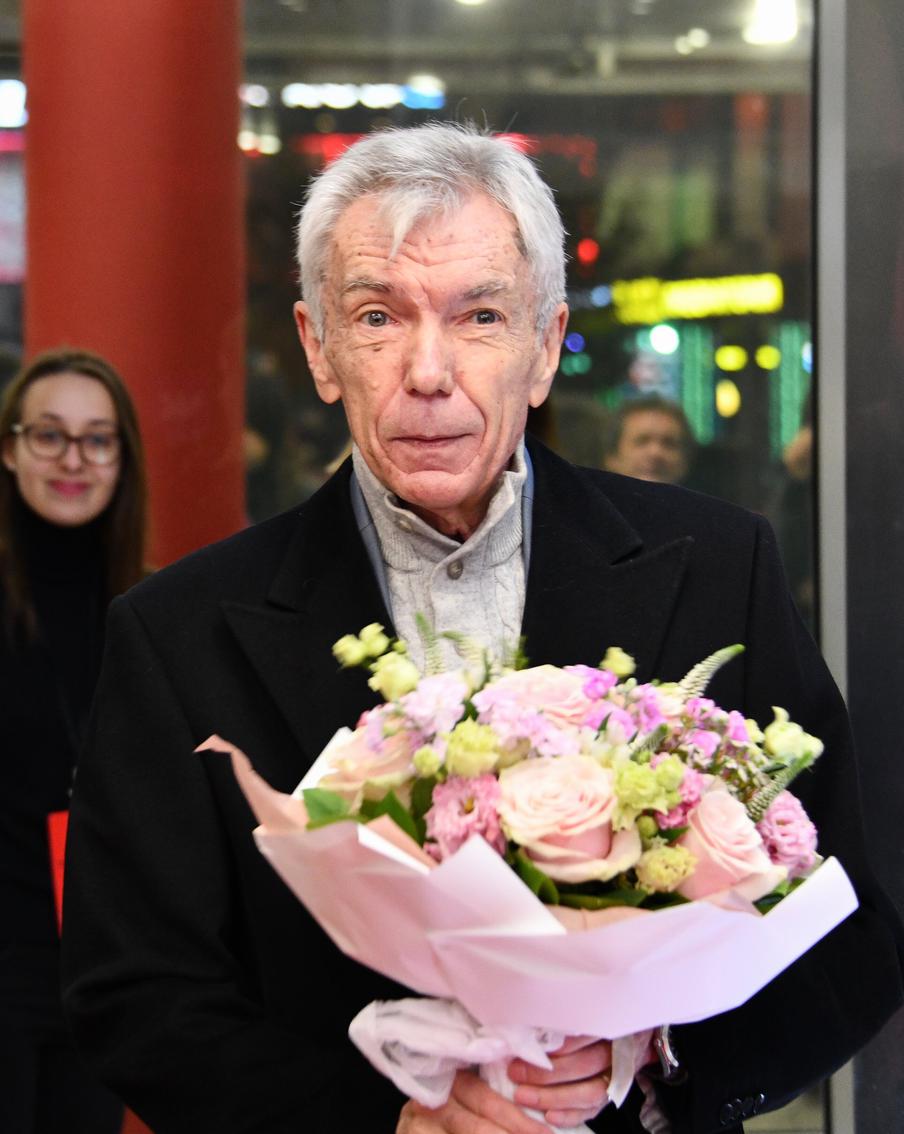 Рак, пневмония, перелом: скончался ведущий Юрий Николаев