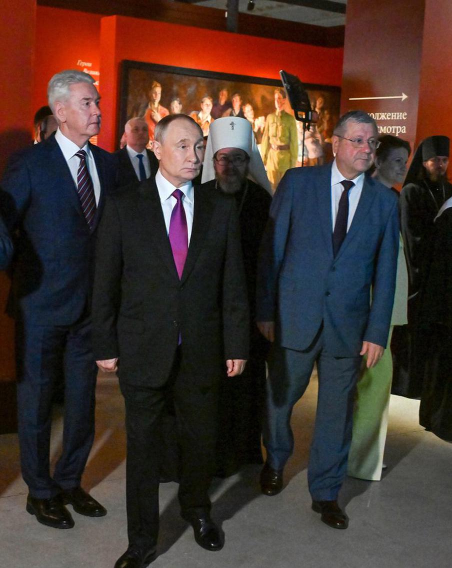 В Манеже открылась выставка "Великая Победа. Россия — моя история" — Собянин