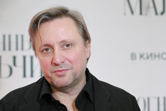 "Отец меня порол": Артём Михалков рассказал Metro о методах воспитания в семье Никиты Михалкова