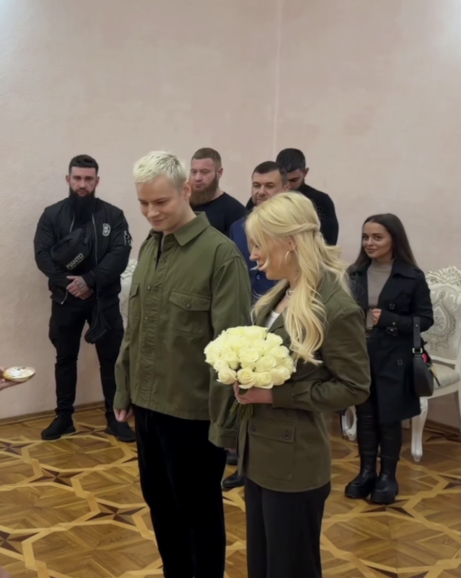 "Горько!": всё что нужно знать про скромную свадьбу в Донецке SHAMAN и Екатерины Мизулиной