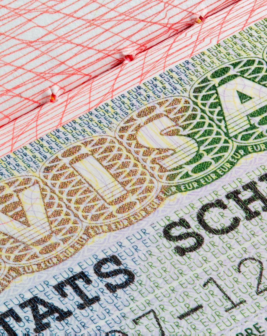 Европейский союз усложнит получение виз для граждан России