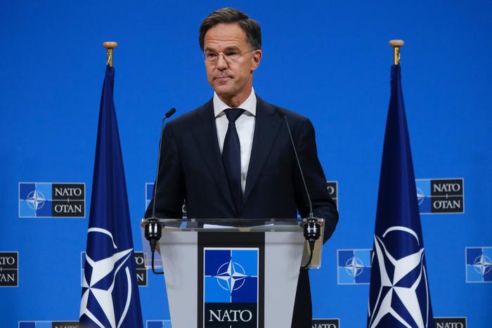 Генсек НАТО Рютте высмеял идею ядерных испытаний России