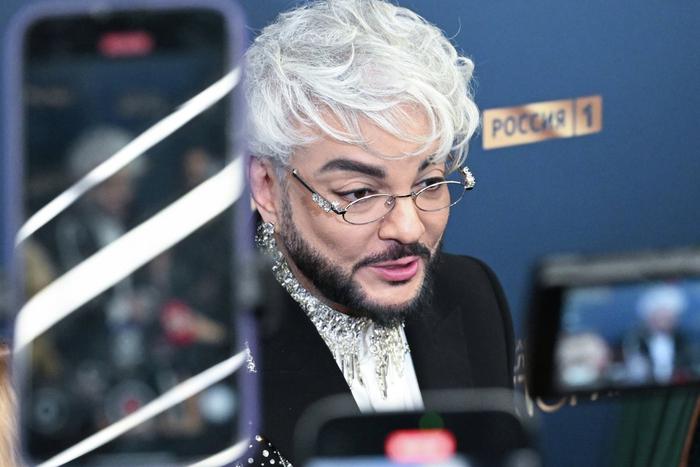 Филипп Киркоров поделился с Metro трогательной историей переупокоения своих предков