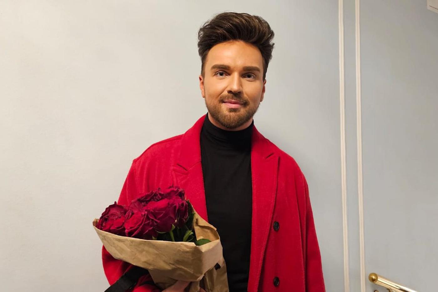 За творчеством Александра Панайотова следит вся страна.