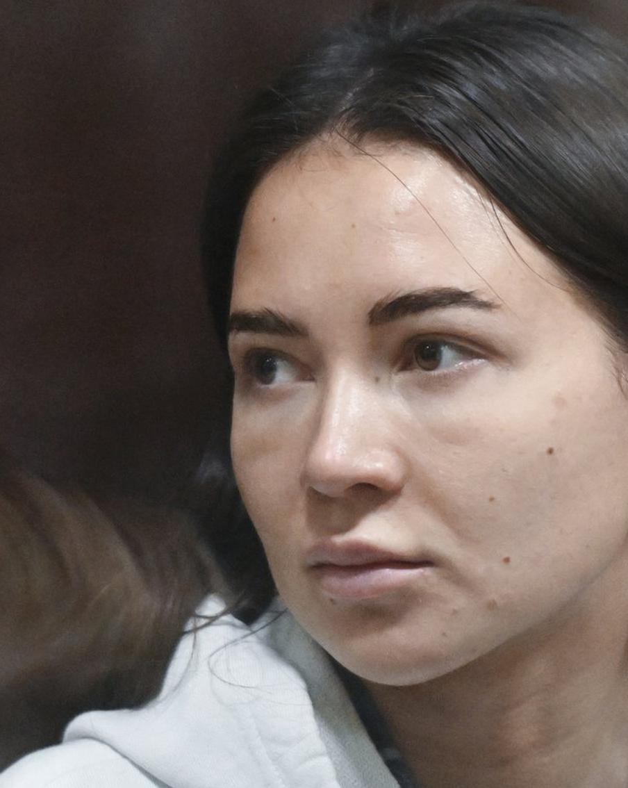 Дело блогеров Чекалиных о выводе валюты передано в суд