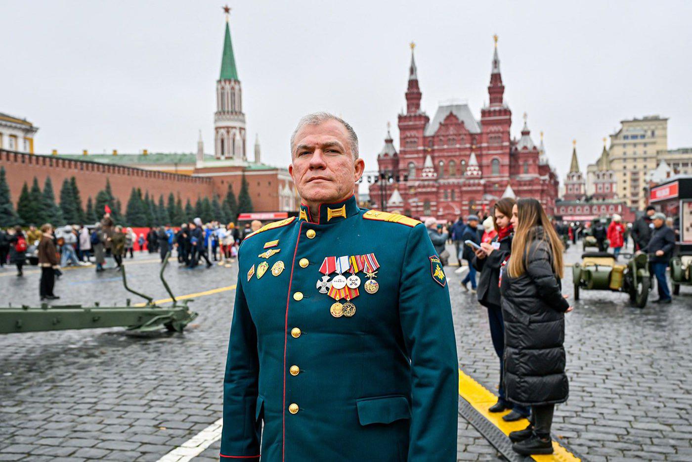 Александр Шелковой