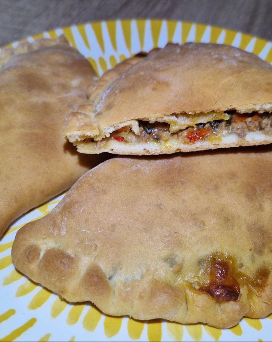 Как приготовить идеальный перекус: кальцоне из сериала "Парки и зоны отдыха"