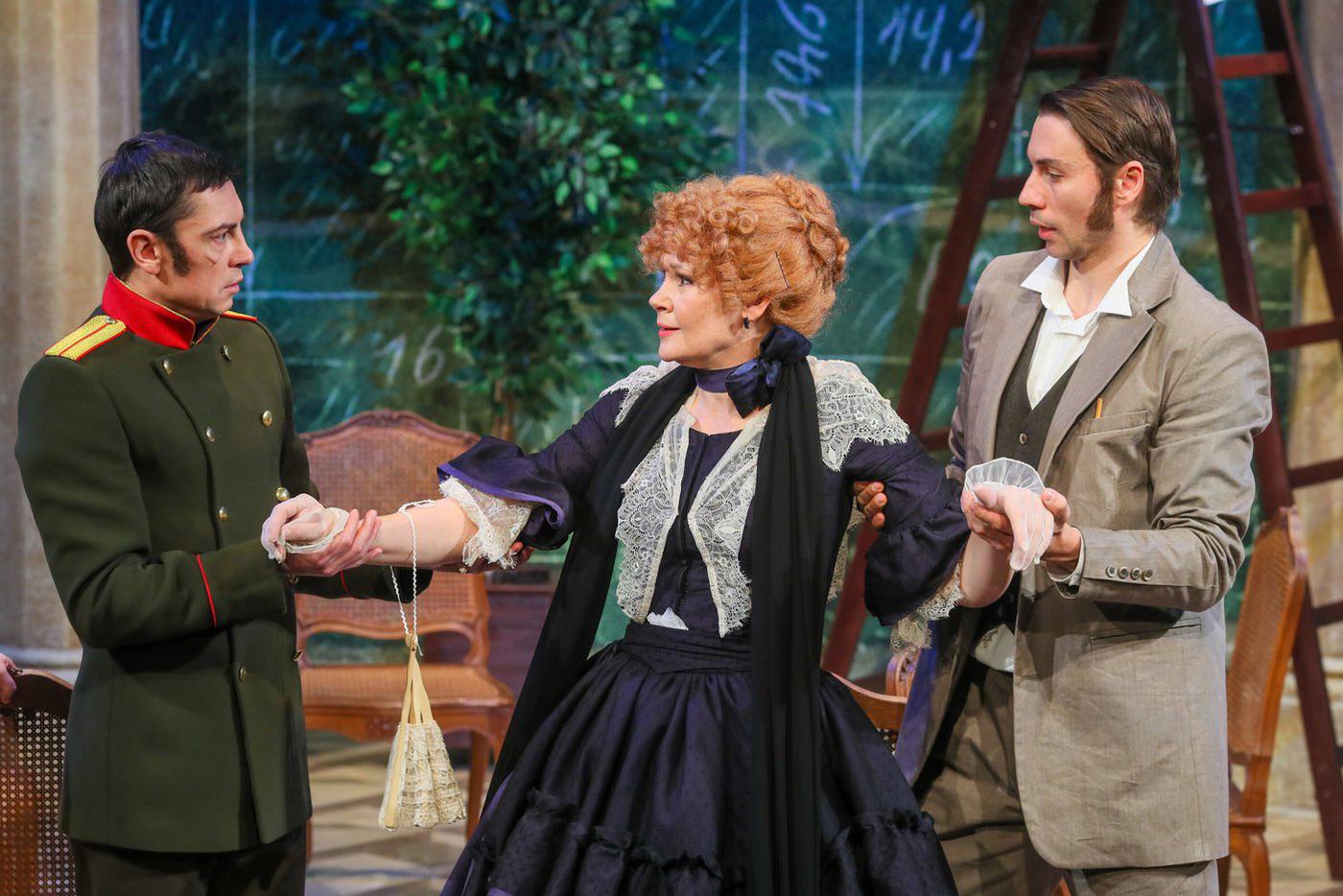 Вдова Каурова (Ольга Белова) не согласна с любым вариантом раздела наследства.