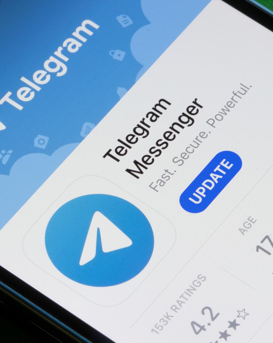 Россияне массово жалуются на сбои в работе популярного мессенджера Telegram