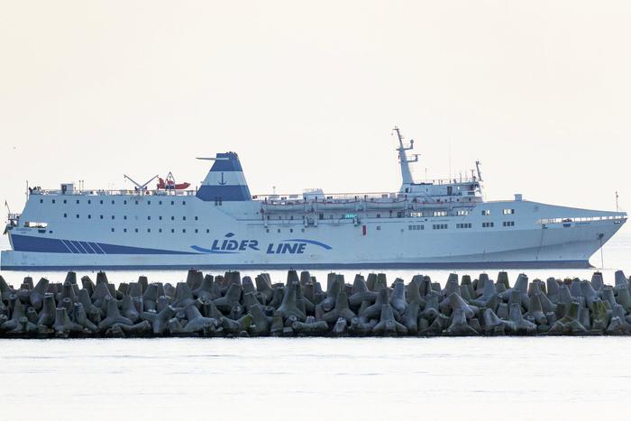 Пассажиры застрявшего в Сочи парома Seabridge заявили, что планируют уплыть в Трабзон