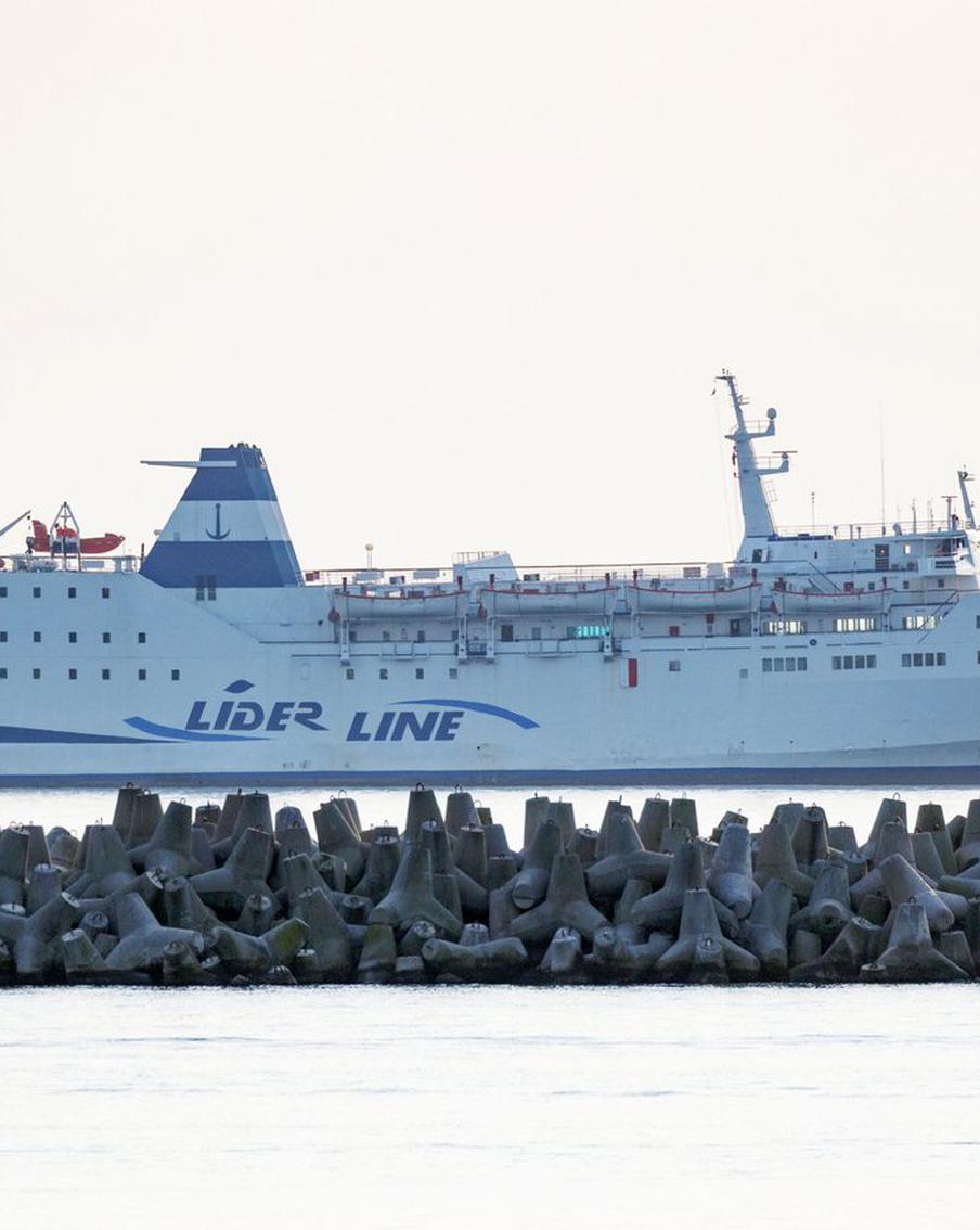 Пассажиры застрявшего в Сочи парома Seabridge заявили, что планируют уплыть в Трабзон