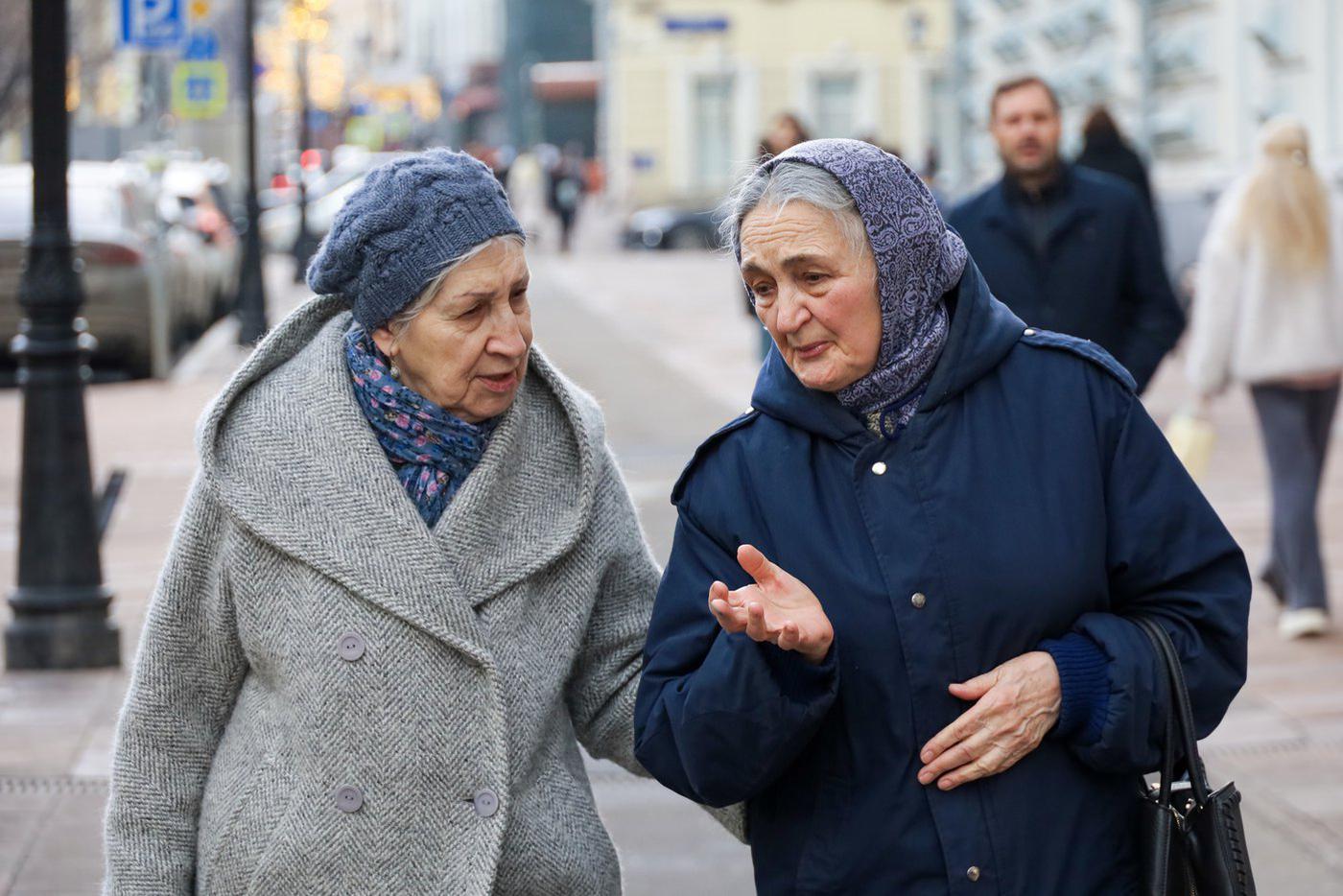 Число пенсионеров в России к октябрю составило более 40,6 миллиона человек