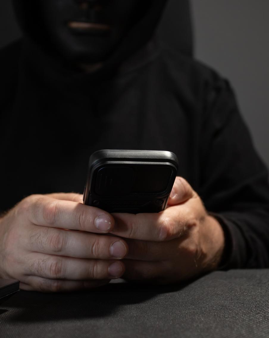 Россиян предупредили о мошеннических рассылках в "Чёрную пятницу"