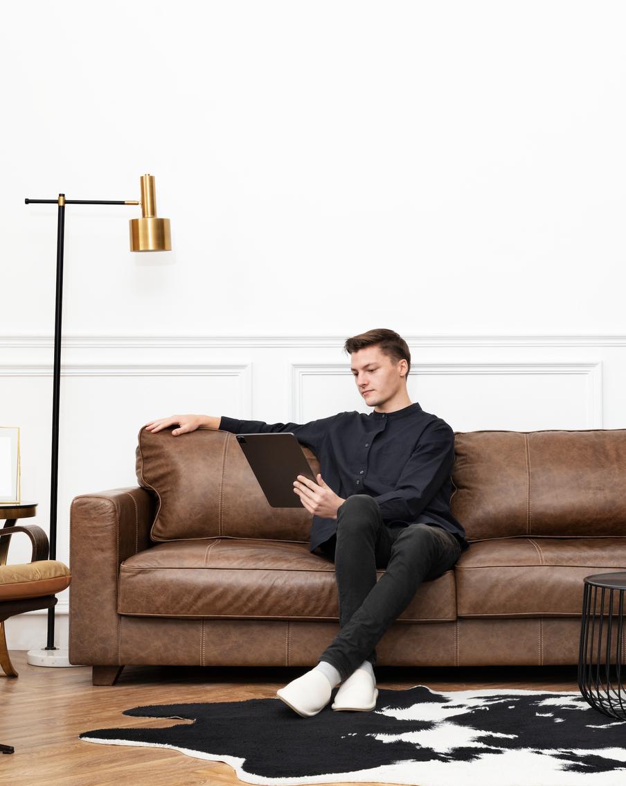 Леопард, зебра, рептилия: гид по анималистичным принтам в современном интерьере