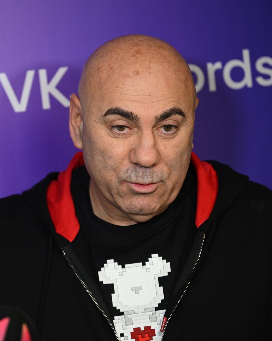 "Многие от меня отписались": Иосиф Пригожин – об отъезде Пугачёвой и клубке змей в шоу-бизнесе