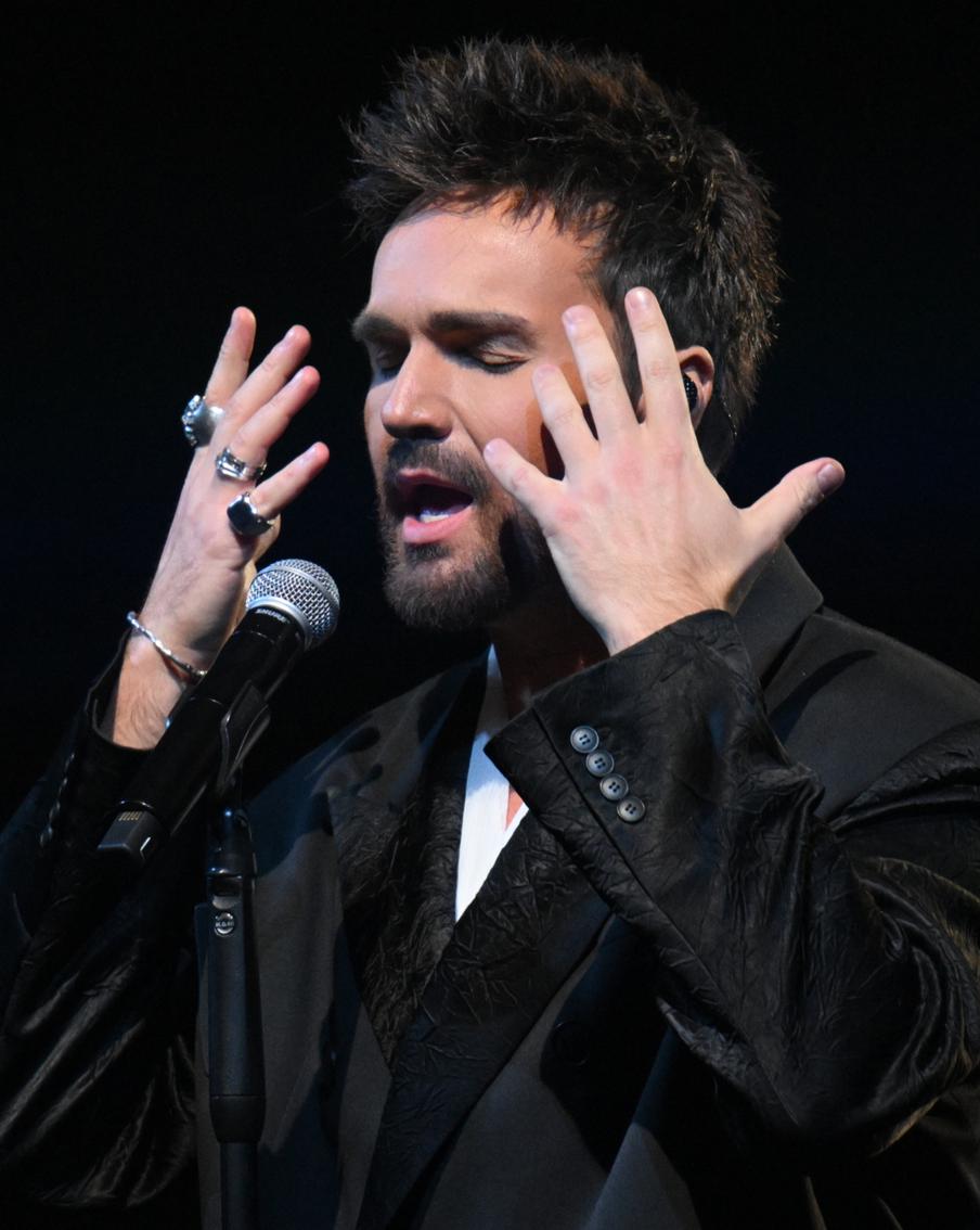 "Не могу себе отказать": Александр Панайотов признался во вредной ежевечерней слабости