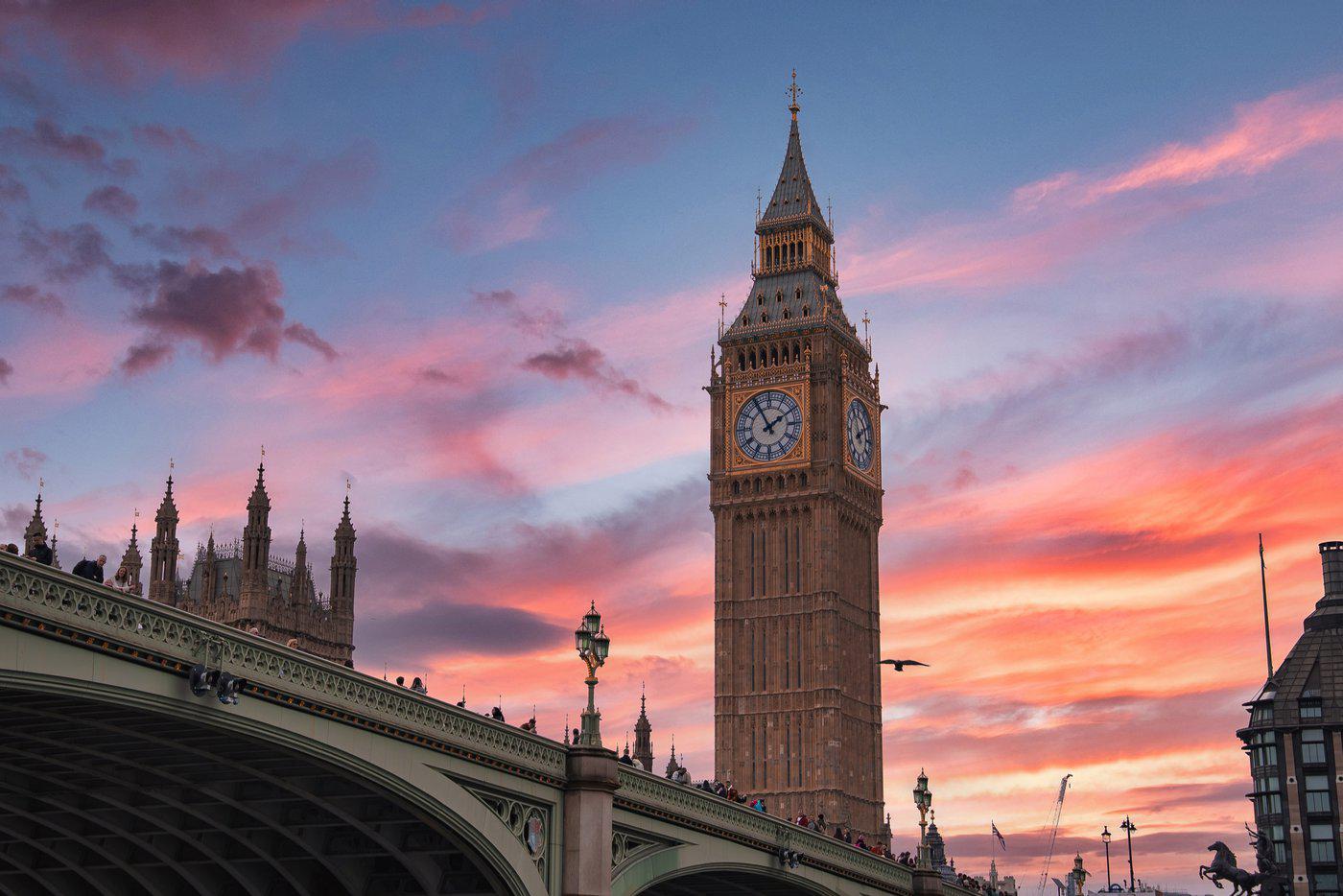 FT: советник премьера Британии пытался установить тайный канал связи с Россией