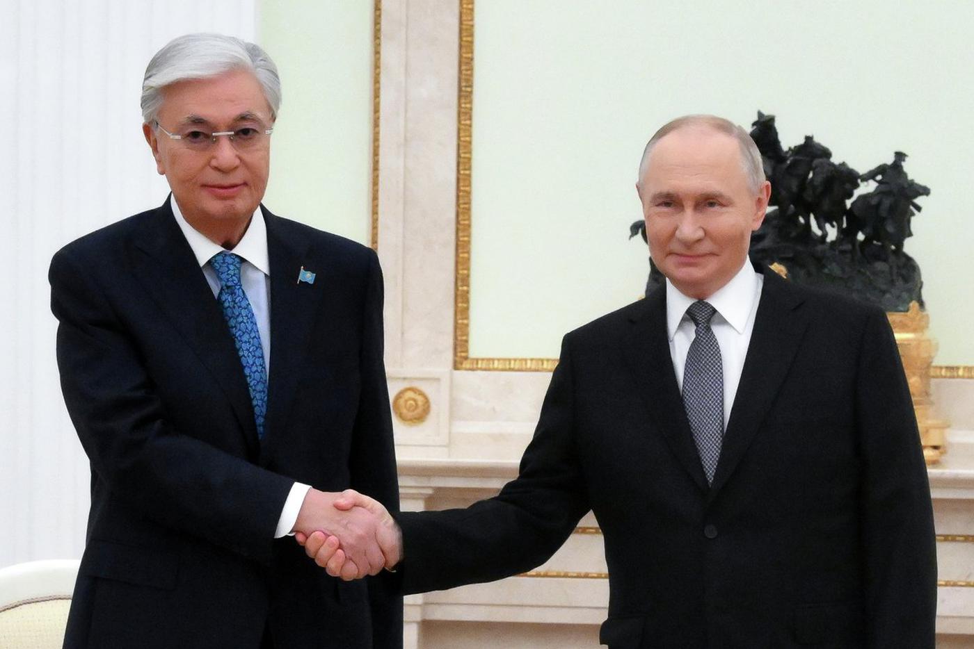 Токаев рассказал, о чём говорил с Путиным в Кремле