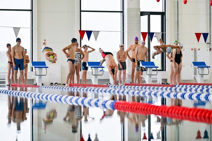 Бесплатные тренировки по плаванию и аквааэробике проводятся в столице