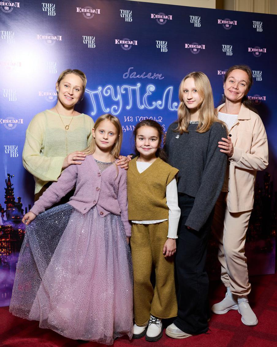 Гости на премьере балета.