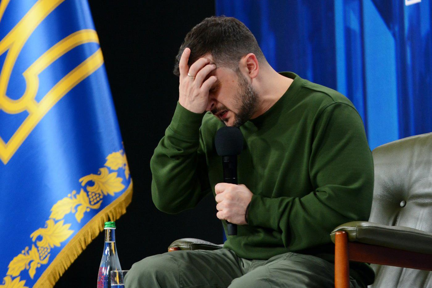 Коррупция свергнет Зеленского, Европа готовится к войне: хроника очередных событий украинского кризиса