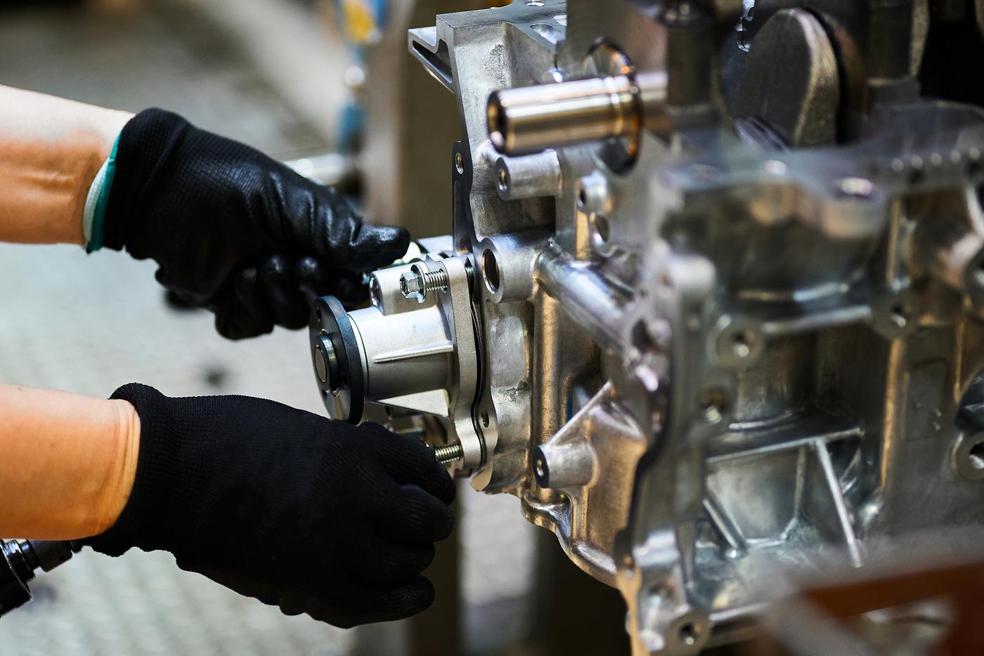 Доля отечественной сборки на авторынке России превысила 50%