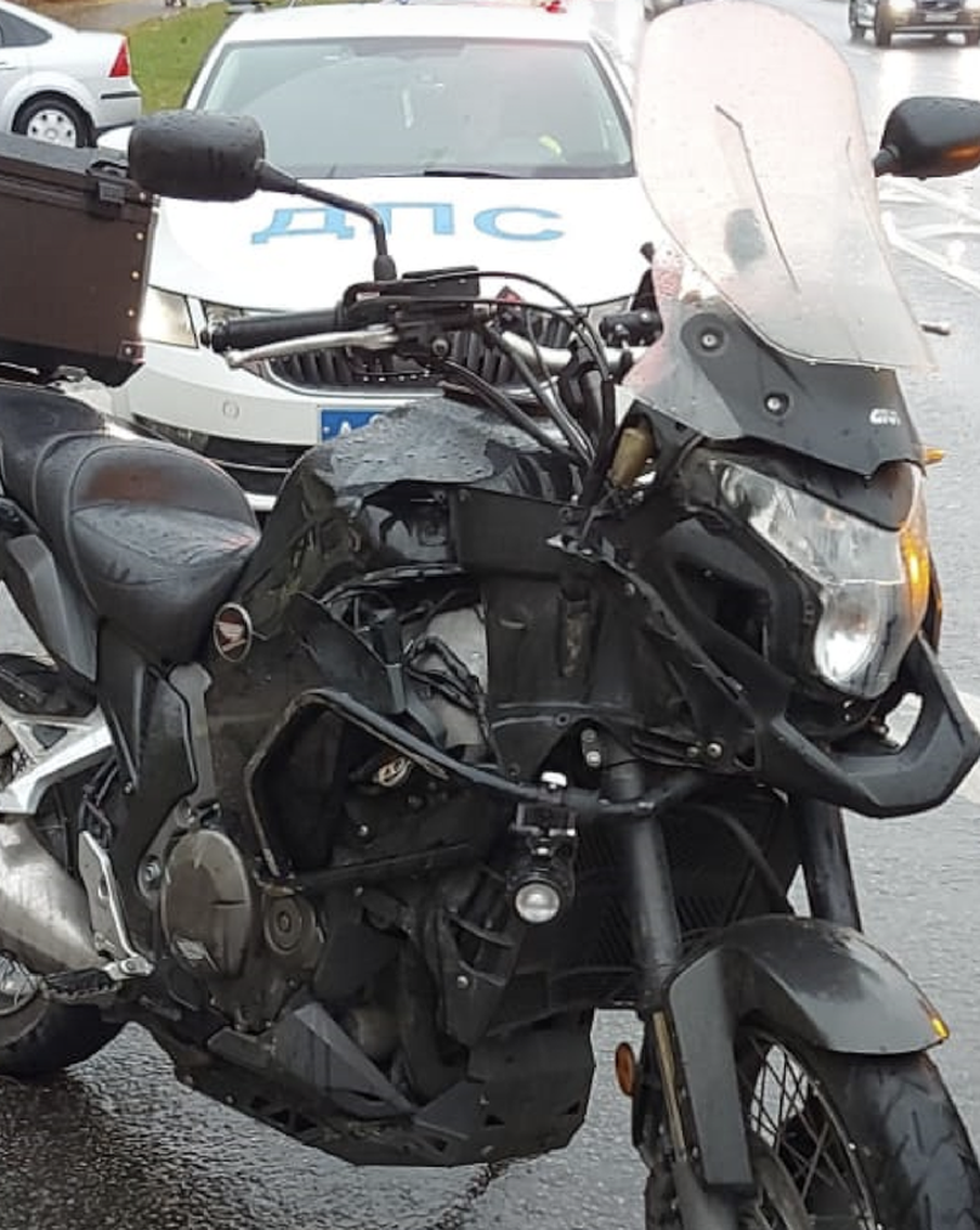 Максим Ликсутов: Эвакуаторы "Московского паркинга" переместили 298 поврежденных мотоциклов бесплатно с начала года