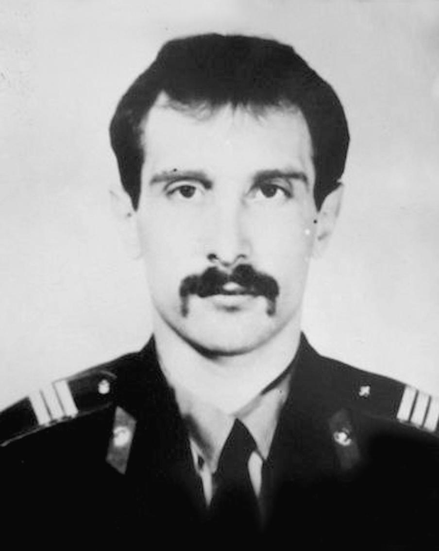 Милиционер Виктор Захарченко