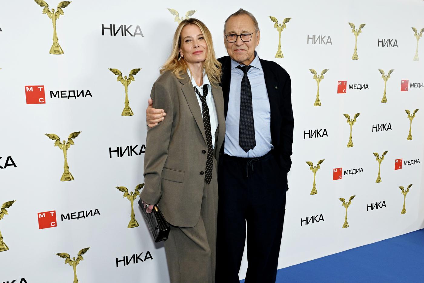 Как Юлия Высоцкая рассказала о приёмной дочери впервые